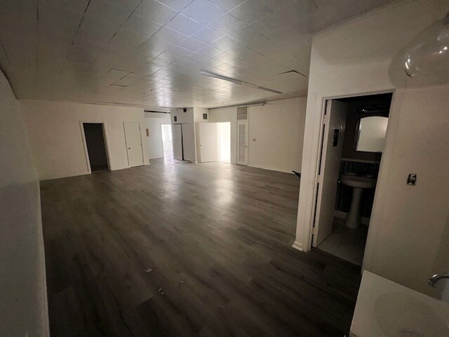 More Photos Of 1524 Madison Ave, Memphis Storefront Retail Office For Lease