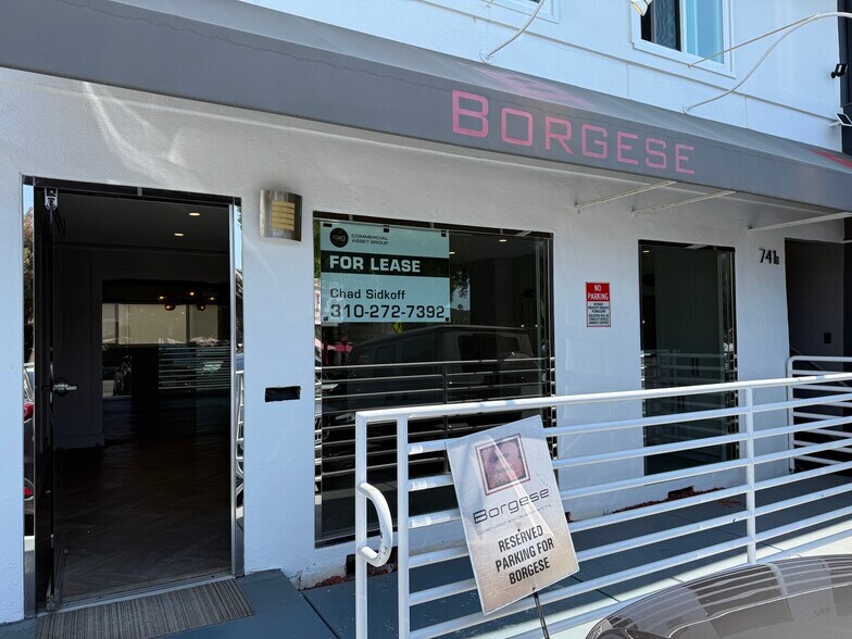 More Photos Of 733 10th St, Santa Monica Storefront Retail Office For Lease