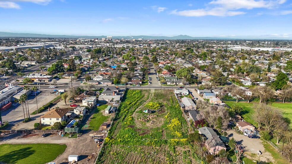 More Photos Of 716 N Filbert St, Stockton Land For Sale