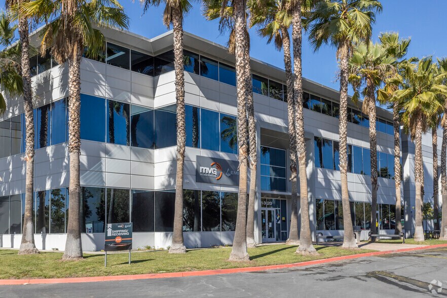 More Photos Of 1320 Air Wing Rd, San Diego Distribution For Lease