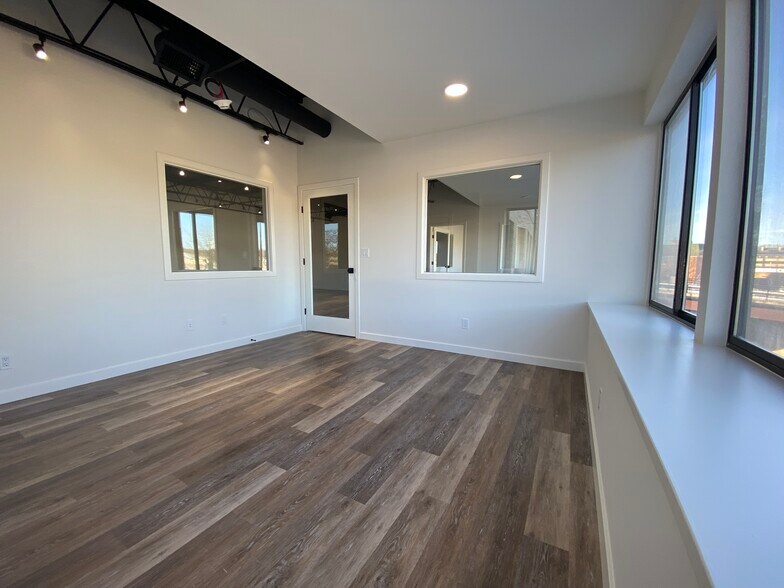 More Photos Of 16 River St, Norwalk Medical For Lease