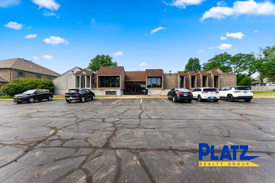 More Photos Of 860 Boardman Canfield Rd, Youngstown Office For Sale
