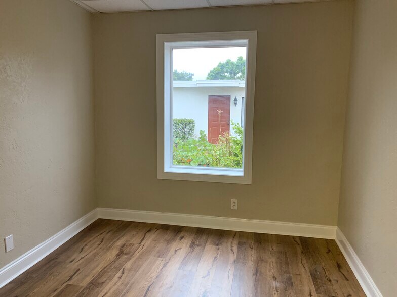 More Photos Of 11520 Oakhurst Rd, Largo Medical For Lease