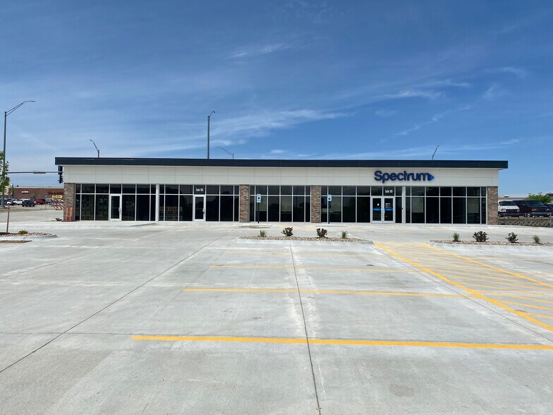 Primary Photo Of 308 N 48th St, Lincoln Storefront Retail Office For Lease