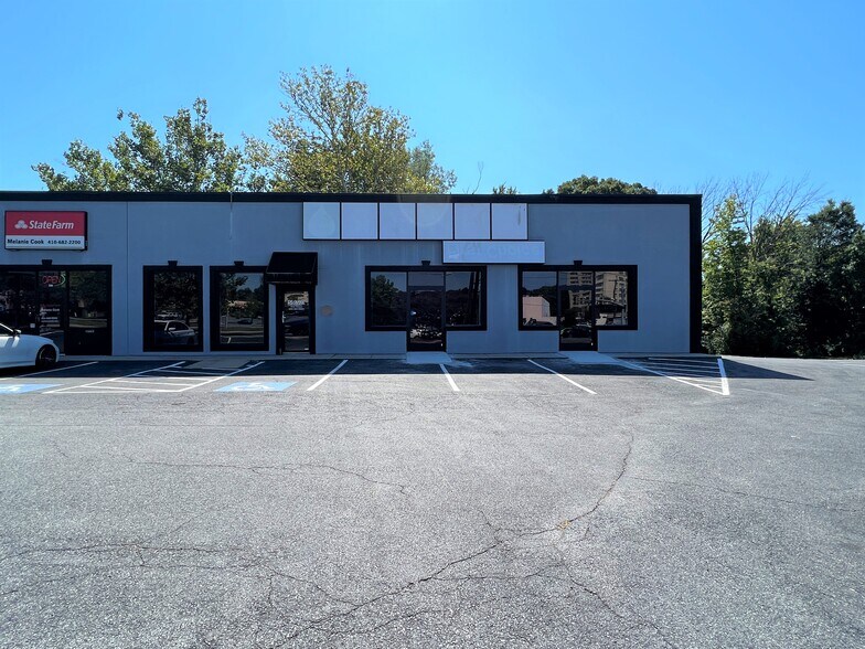 More Photos Of 1201 Eastern Blvd, Essex Storefront Retail Office For Lease