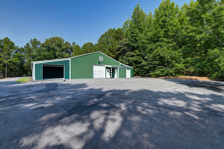 More Photos Of 1901 Hollingshed Rd, Irmo Warehouse For Sale
