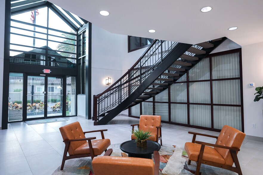 More Photos Of 3709 W Jetton Ave, Tampa Office For Sale
