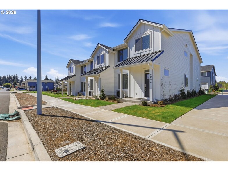 More Photos Of 4011 SW Royal Ave, Gresham Specialty For Sale