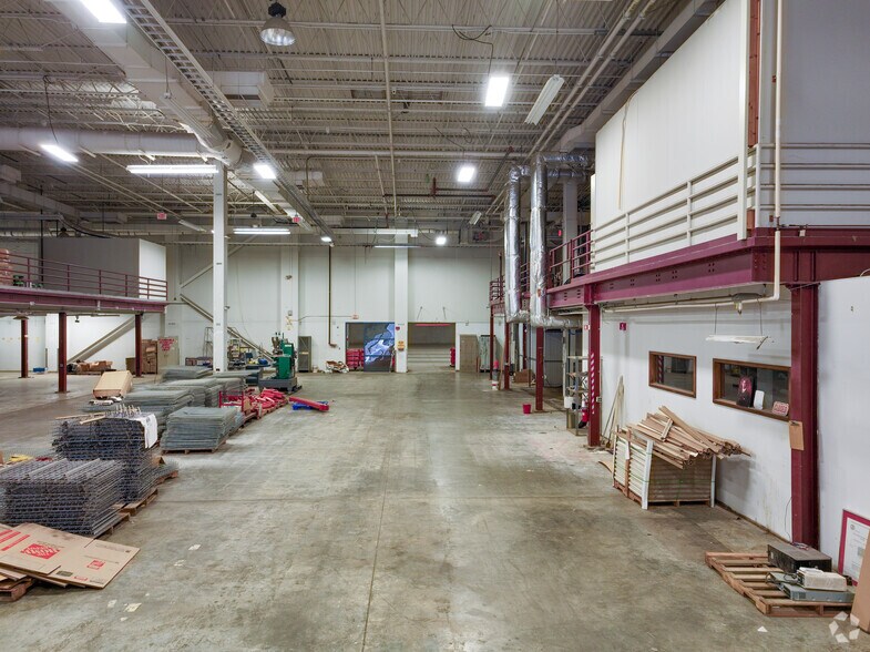 More Photos Of 6900 Morris Estate Dr, Charlotte Manufacturing For Lease