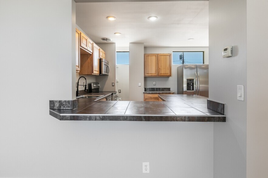 More Photos Of 49 W Burton Ave, Salt Lake City Warehouse For Lease