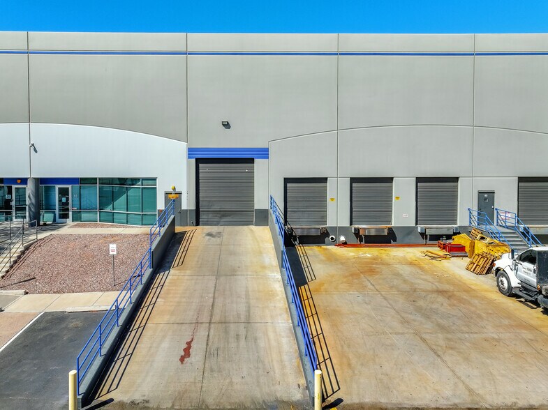 More Photos Of 601 S 54th St, Chandler Warehouse For Lease