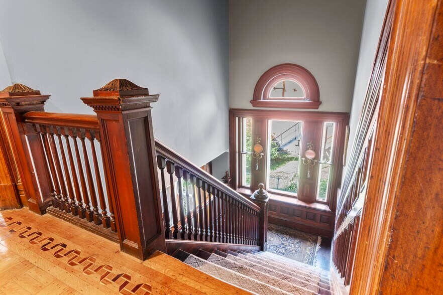 More Photos Of 4 Wethersfield Ave, Hartford Loft Creative Space For Sale