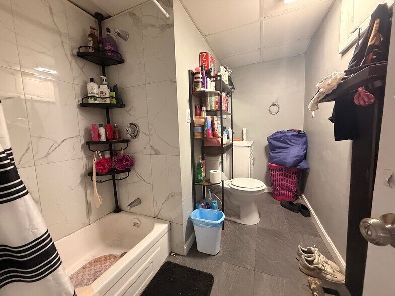More Photos Of 26 Child St, Warren Apartments For Sale