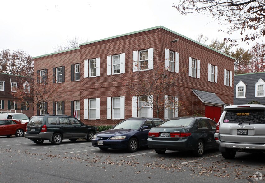 More Photos Of 1497 Chain Bridge Rd, McLean Unknown For Lease