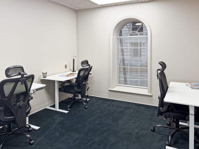 More Photos Of 100 S Main St, Greensburg Coworking Space