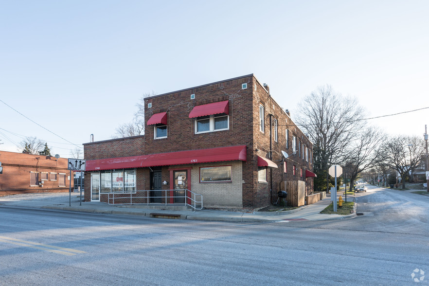 Primary Photo Of 1749-1751 S Main St, Akron Storefront Retail Residential For Lease