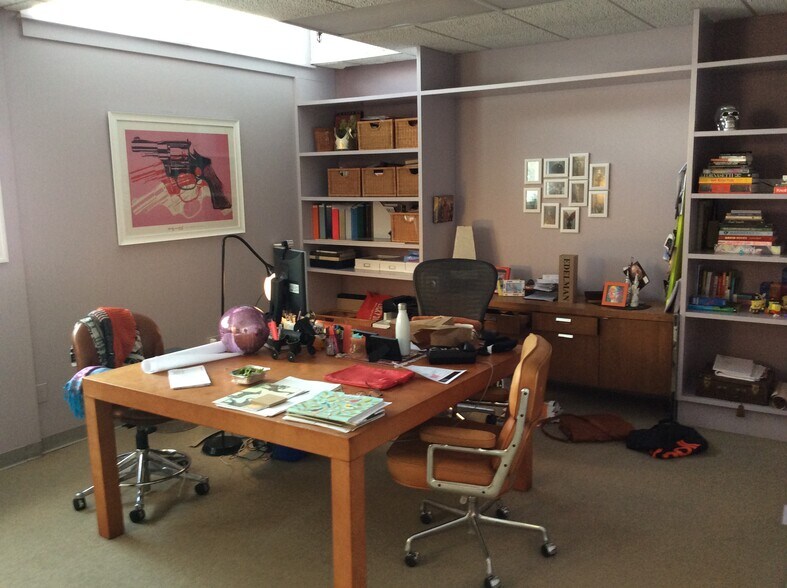 More Photos Of 80 Pickett District Rd, New Milford Manufacturing For Lease