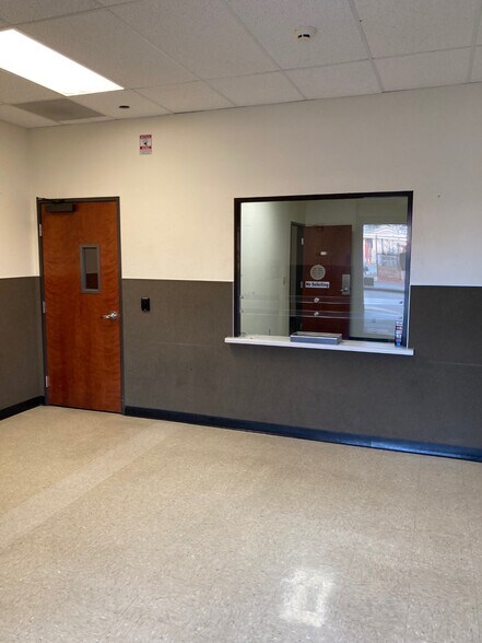 More Photos Of 11299 San Pablo Ave, El Cerrito Unknown For Lease