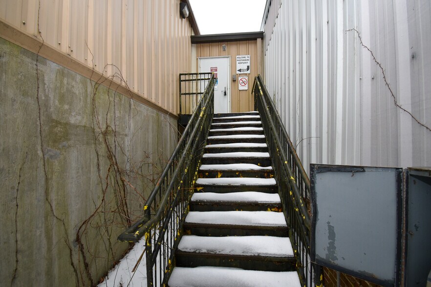 More Photos Of 7260 Ky Route 114, Prestonsburg Warehouse For Sale