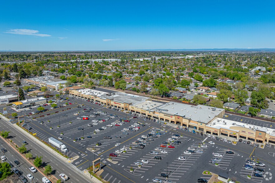 More Photos Of 5201-5447 Elkhorn Blvd, Sacramento Unknown For Lease