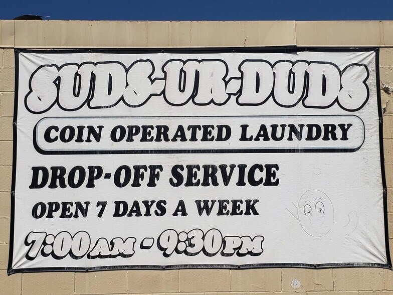 More Photos Of 520 E Broadway St, Altus Specialty For Sale