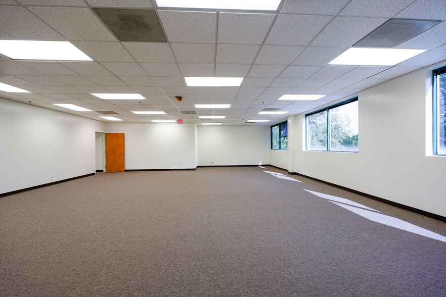 More Photos Of 222 E Huntington Dr, Monrovia Medical For Lease