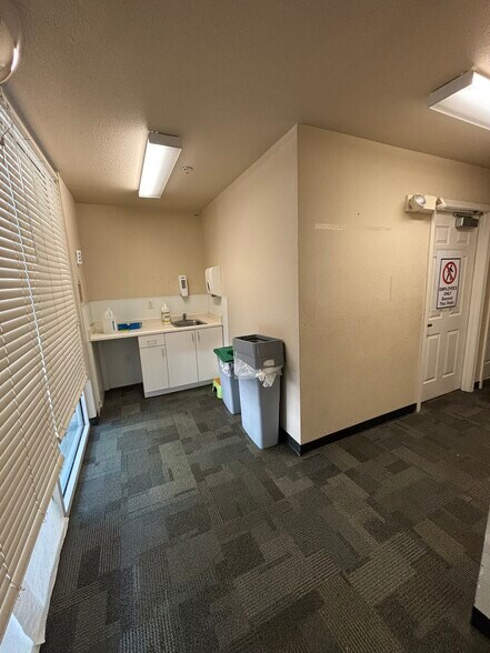 More Photos Of 570 Keyes St, San Jose Apartments For Lease