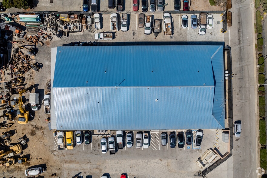 More Photos Of 3487 Collins Ave, Richmond Light Distribution For Lease