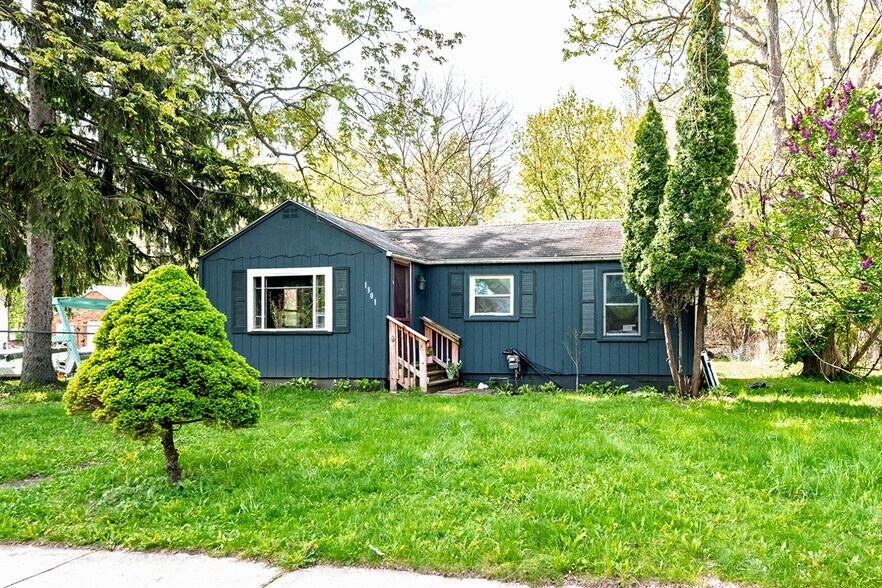 More Photos Of , Lansing Multifamily For Sale