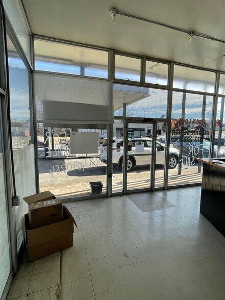 More Photos Of 203 Sparta St, McMinnville Service Station For Sale