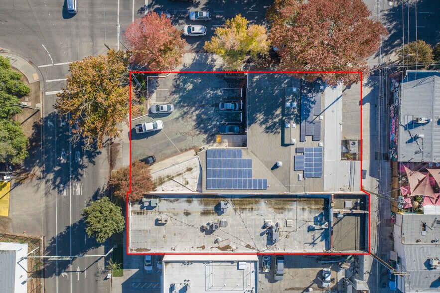 More Photos Of 2414 16th St, Sacramento Office For Sale