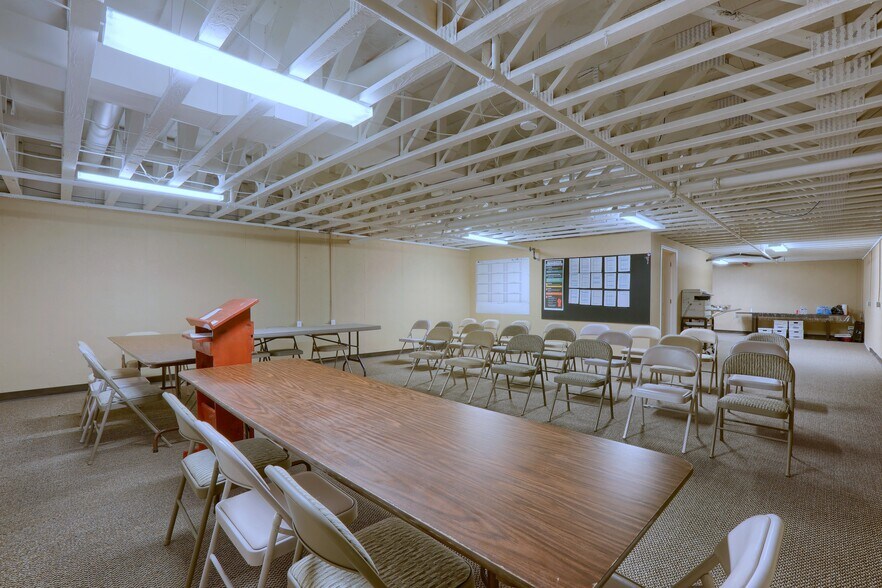 More Photos Of 46819 Garfield Rd, Macomb Medical For Sale