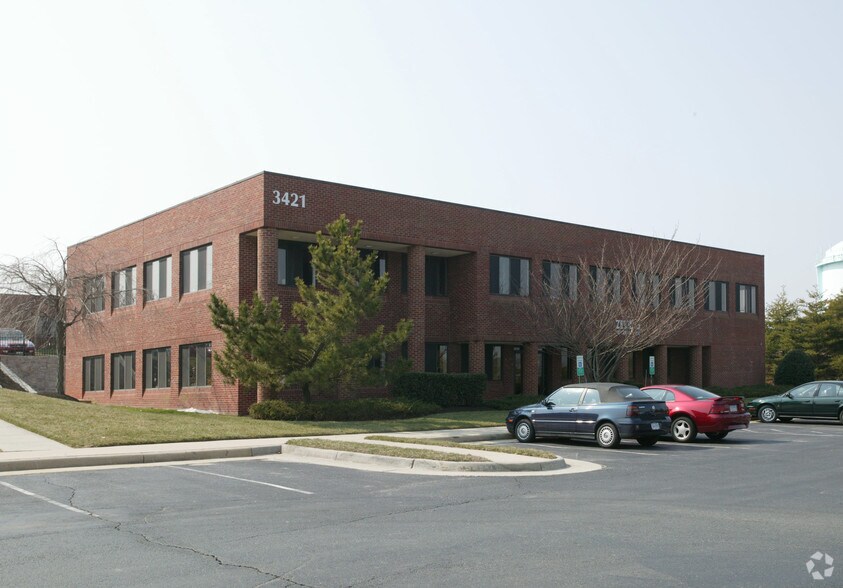 More Photos Of 3421 Commission Ct, Lake Ridge Office For Lease