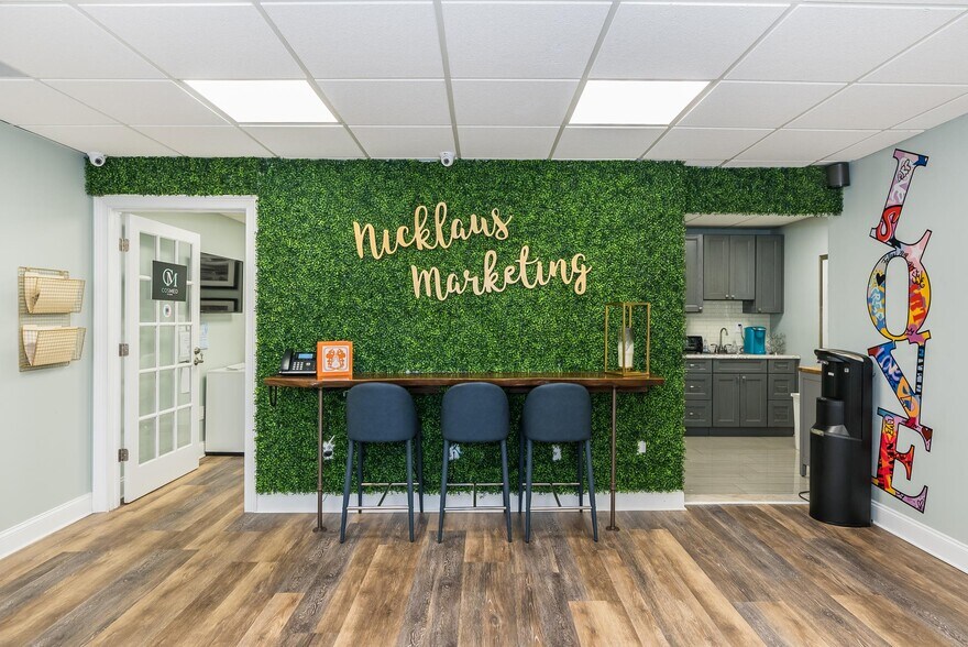 More Photos Of 10 W Hanover Ave, Randolph Office For Lease