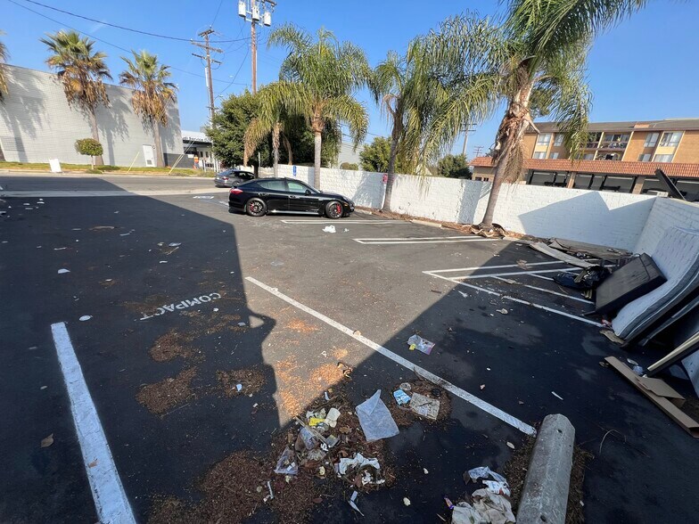 More Photos Of 20502 Hawthorne Blvd, Torrance Freestanding For Sale