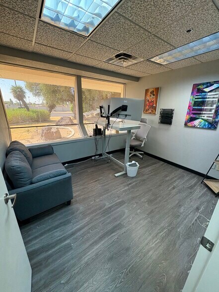 More Photos Of 10240 W Bell Rd, Sun City Office For Lease