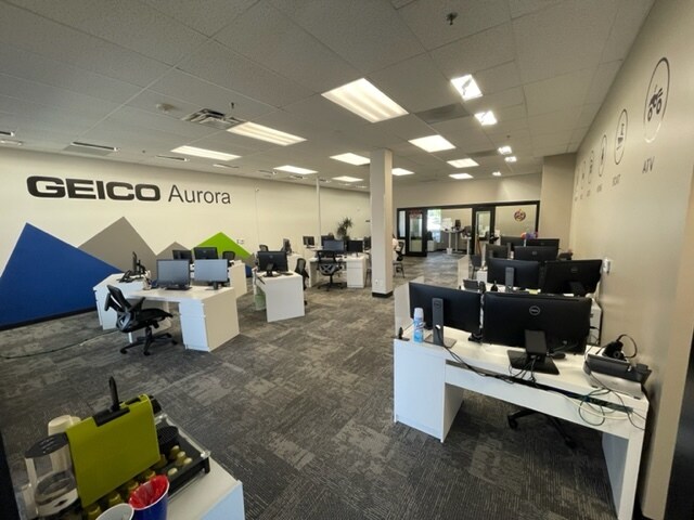 More Photos Of 10550 E Garden Dr, Aurora Freestanding For Lease