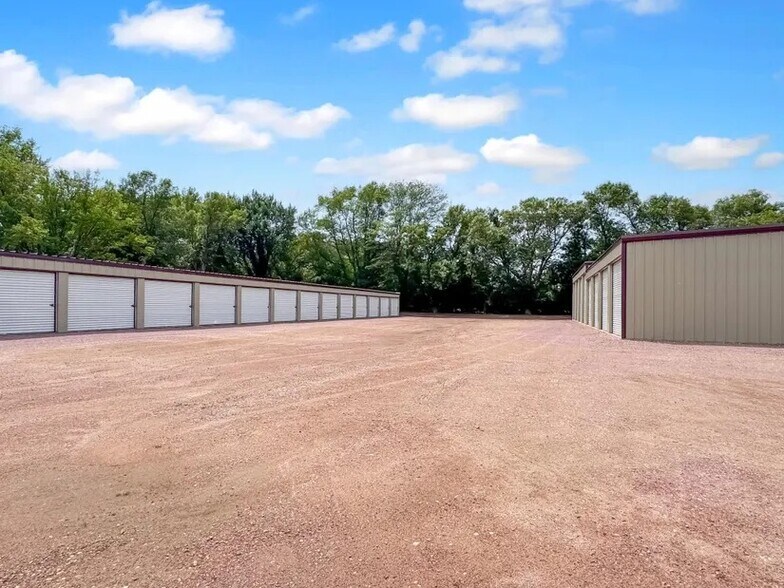 More Photos Of 351 S 4th St, Tracy Specialty For Sale