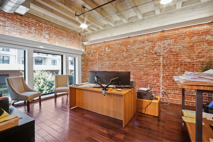 More Photos Of 201-207 E Broadway, Long Beach Office For Sale