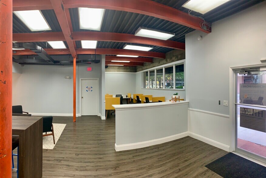 More Photos Of 609 E Jackson St, Tampa Office For Lease
