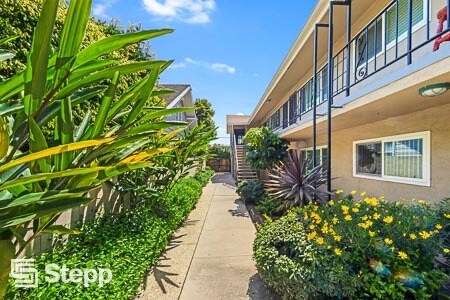 More Photos Of 3011 E 4th St, Long Beach Apartments For Sale