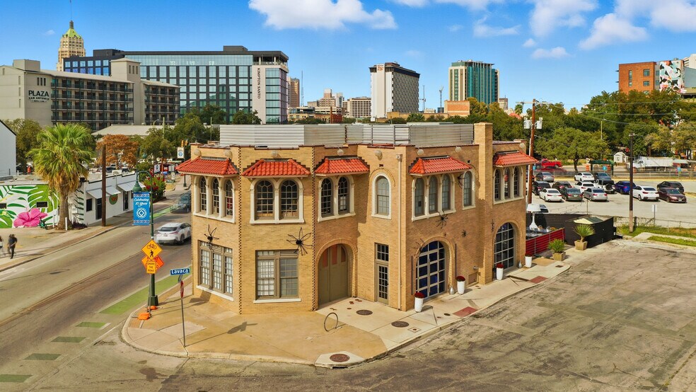 More Photos Of 604 S Alamo St, San Antonio Freestanding For Lease