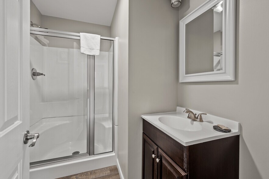 More Photos Of 291 Endicott St N, Laconia Hotel For Sale