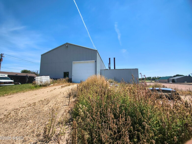 More Photos Of 123 W 5th Ave, Webster Warehouse For Sale