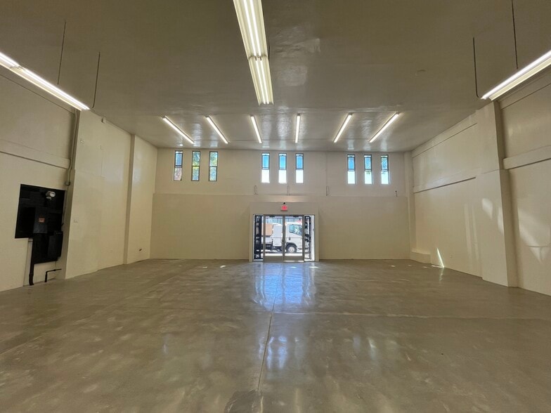 More Photos Of 2009 San Pablo Ave, Berkeley Freestanding For Lease