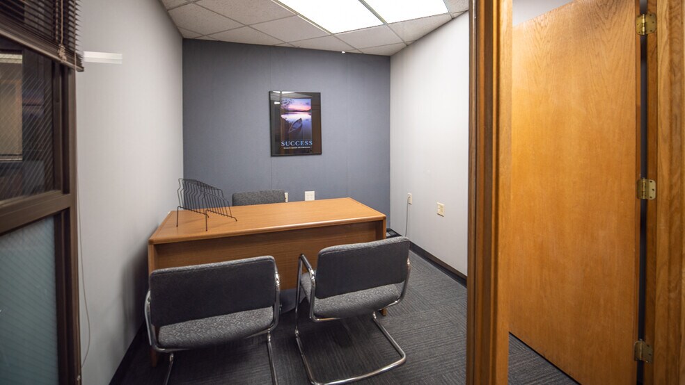 More Photos Of 3552 W River Pky NW, Rochester Storefront Retail Office For Sale