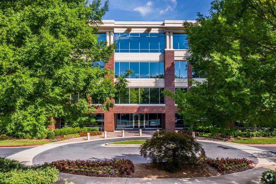 More Photos Of 3780 Mansell Rd, Alpharetta Unknown For Lease