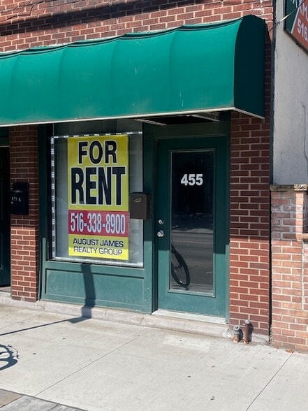 More Photos Of 455 Maple Ave, Westbury Office For Lease