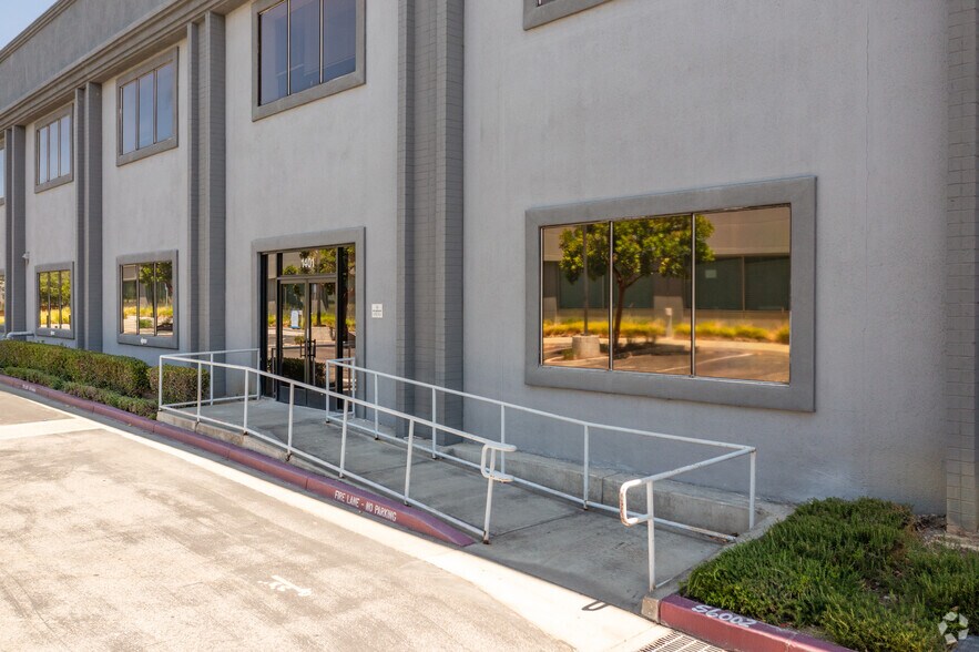 More Photos Of 1401 Parkmoor Ave, San Jose Office For Lease