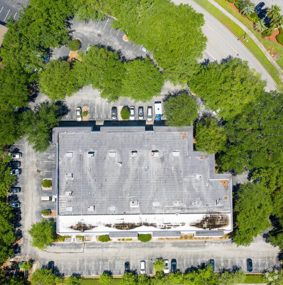 More Photos Of 6820 Southpoint Pky, Jacksonville Medical For Sale
